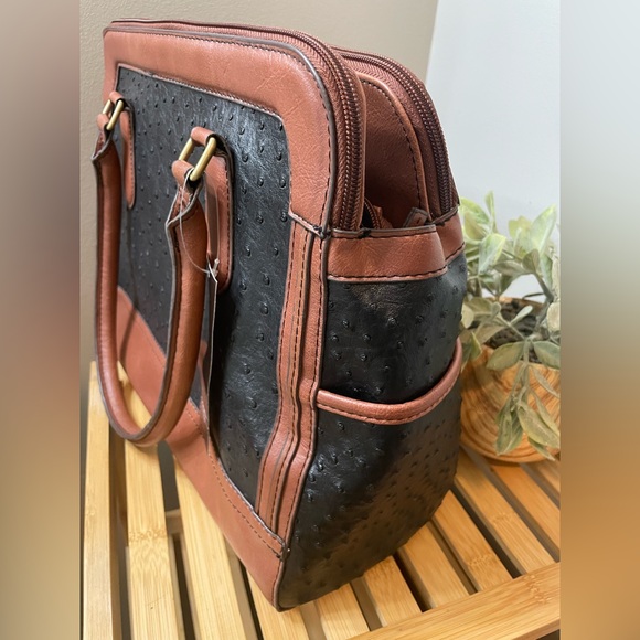 Mondani New York Two-Tone Ostrich Purse - Picture 6 of 9
